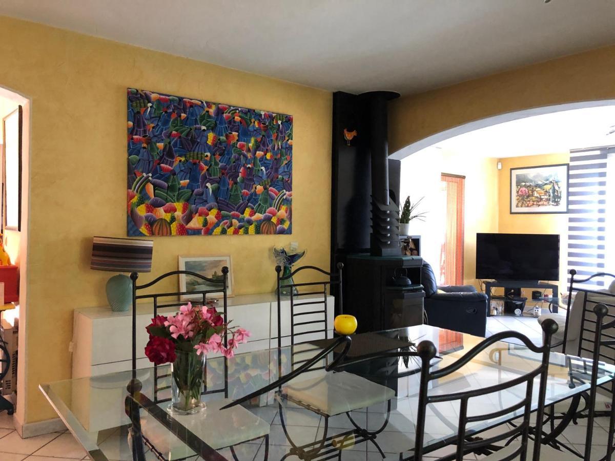 Chambres Table D'Hotes Carpe Diem Villeneuve-la-Rivière エクステリア 写真